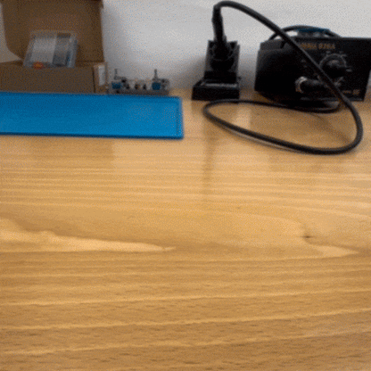 PixelBot™ AI – Inteligentna Konsola DIY z Ekranem LCD